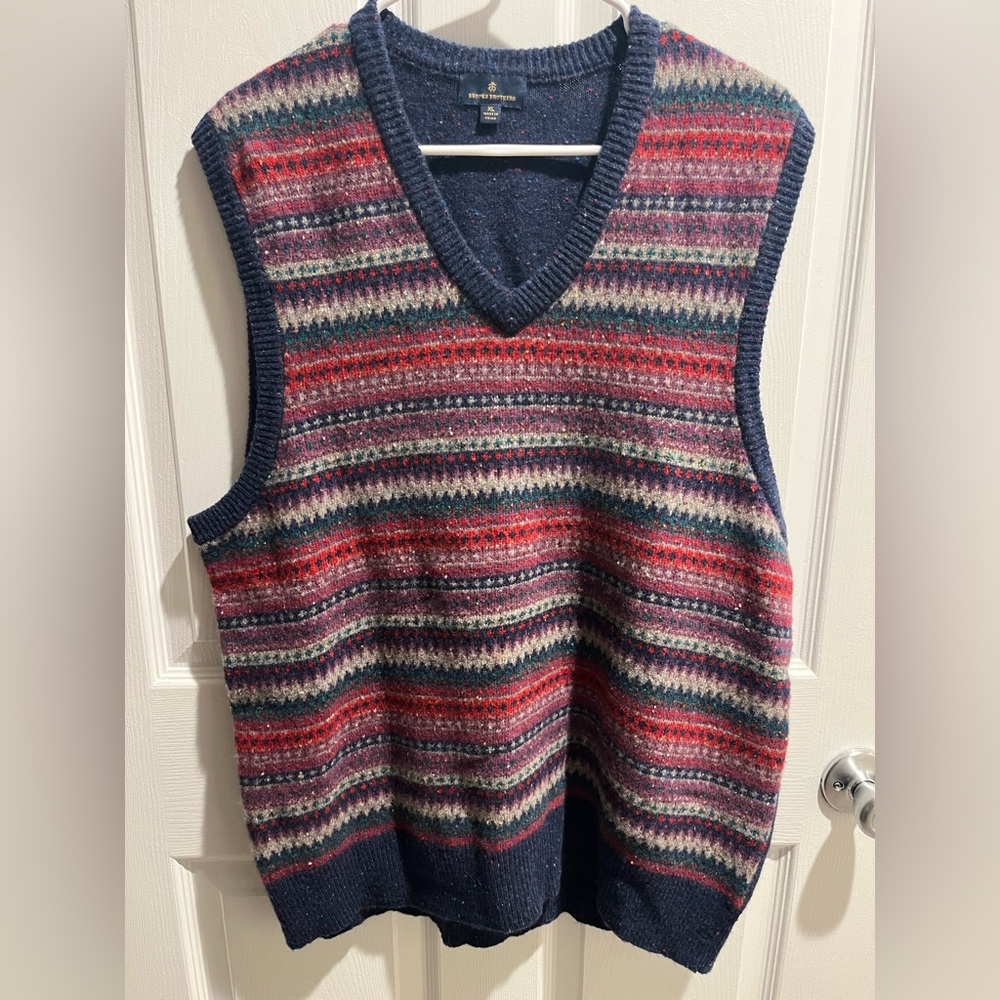 Brooks Brothers Men's V-Neck Striped Sweater Vest